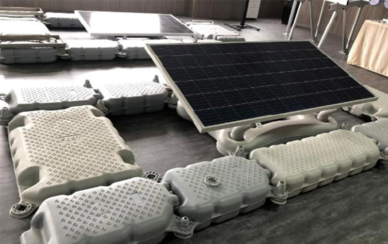 sistema de montaje fotovoltaico flotante
